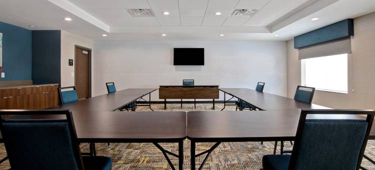 德普特福德欢朋套房酒店(Hampton Inn and Suites Deptford)图片