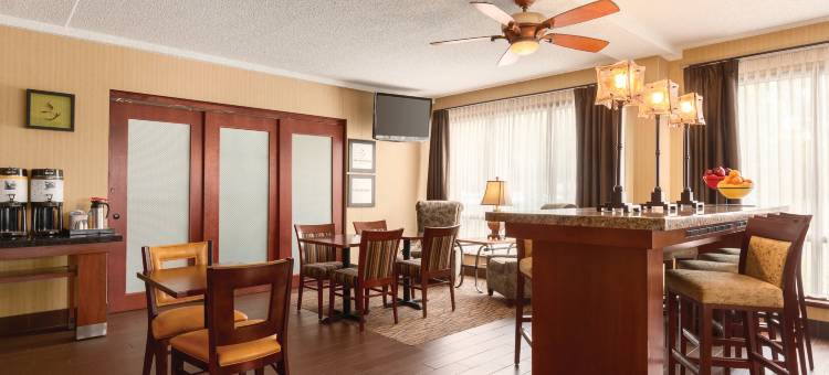 德梅因机场欢朋酒店(Hampton Inn des Moines-Airport)图片