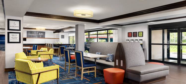 长岛艾兰迪尔欢朋酒店(Hampton Inn Long Island/Islandia)图片