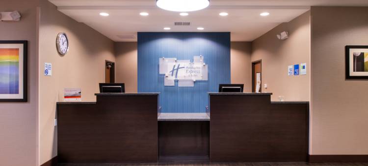 贝克斯菲尔德机场智选假日套房酒店(Holiday Inn Express & Suites Bakersfield Airport)图片