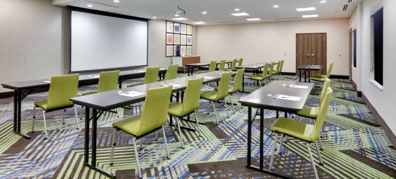 Holiday Inn Express & Suites PLANO - THE COLONY by IHG图片