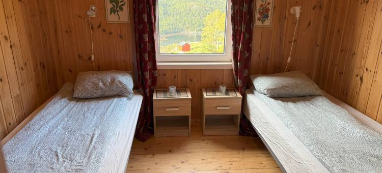 Spacious house, with boat, in beautiful landscape图片