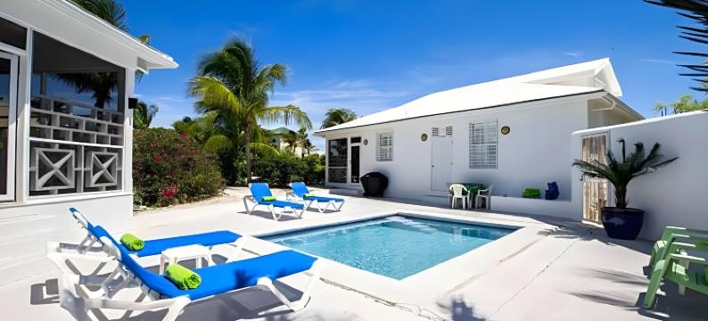 卡尔港康福特套房度假酒店(Ports of Call Resort)图片