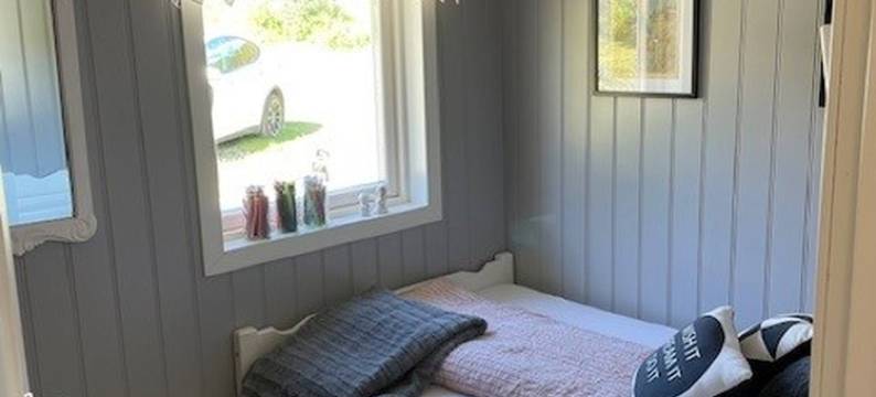 Cottage for rent by the sea图片