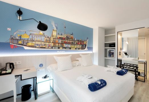 Dormirdcine AlicanteHotel Overview