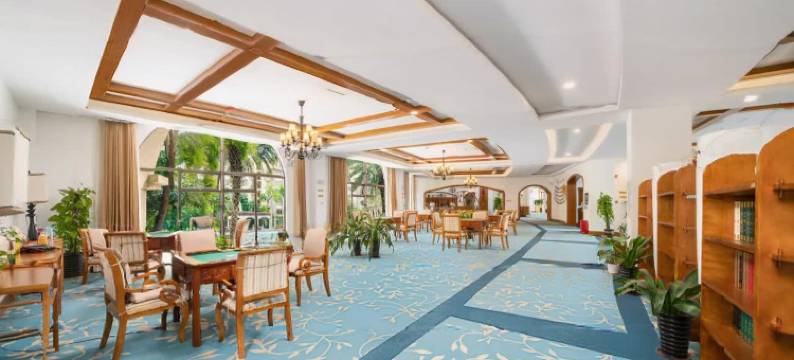 优年生活公寓(南宁江湾路灵龟山公园店)图片