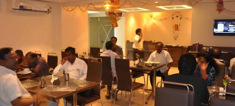 SMS格兰德酒店(Hotel SMS Grand Inn)图片