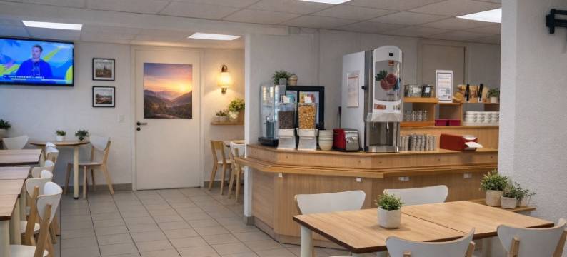 克莱蒙费朗北普瑞米尔经典酒店(Premiere Classe Clermont Ferrand Nord)图片