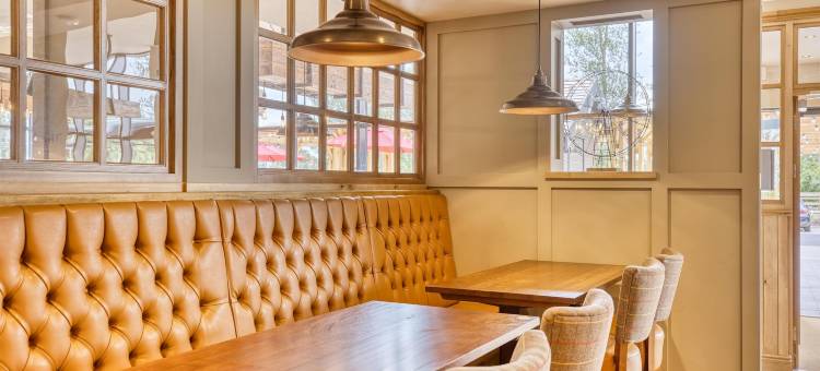 米尔顿凯因斯(威纶湖)优品迎酒店(Premier Inn Milton Keynes (Willen Lake))图片