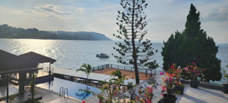 PURNAMA BALIGE酒店(Purnama Balige Hotel & Restaurant)图片