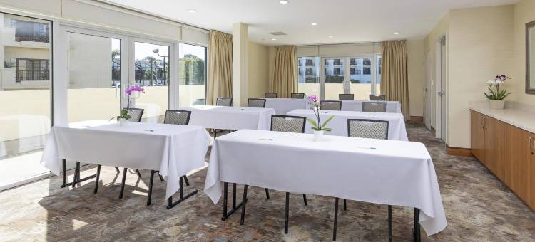 雷东多比奇海滩酒店-希尔顿启缤精选酒店(Redondo Beach Hotel, Tapestry Collection by Hilton)图片