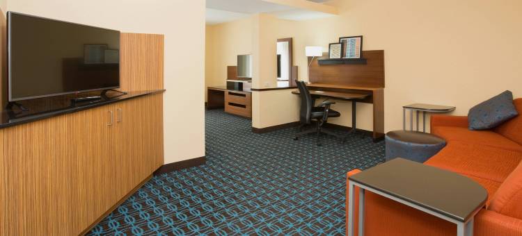 波士顿米尔福德万枫酒店(Fairfield Inn & Suites by Marriott Boston Milford)图片