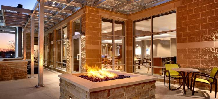 科拉尔维尔SpringHill Suites酒店(SpringHill Suites Coralville)图片