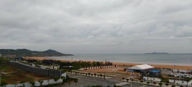 青岛金沙滩前排一线观海公寓图片