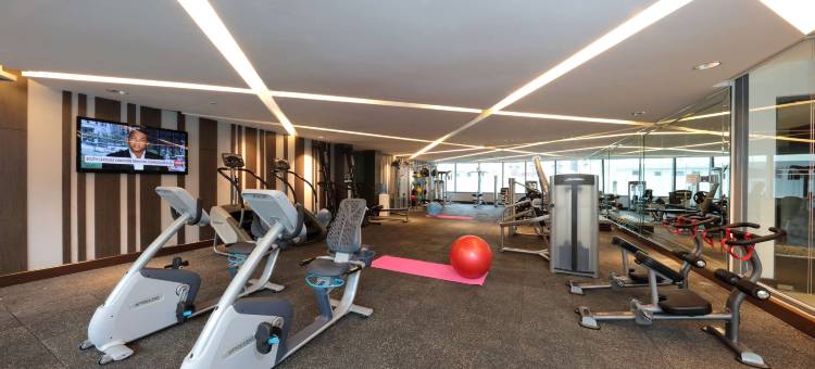 马卡蒂钻石公寓式酒店(Makati Diamond Residences)图片