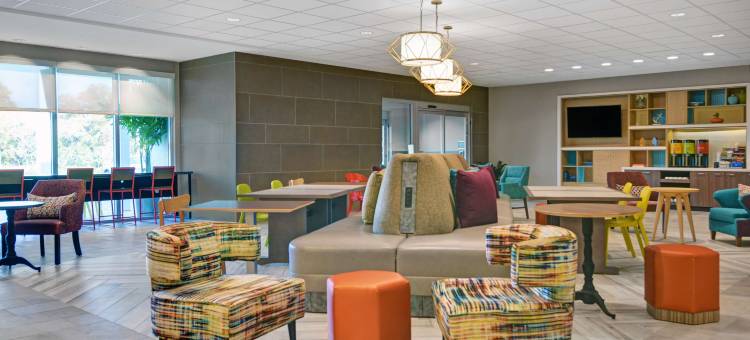 希尔顿惠庭套房酒店迈尔斯堡Colonial大道(Home2 Suites by Hilton Fort Myers Colonial Blvd)图片