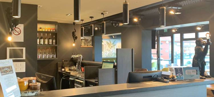 克里佩瓦卢伊斯基里亚德酒店(Kyriad Crepy EN Valois)图片