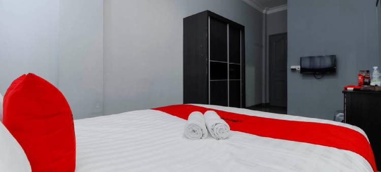 红多兹Plus酒店-近巴淡岛城市广场(RedDoorz Plus Near Batam City Square)图片