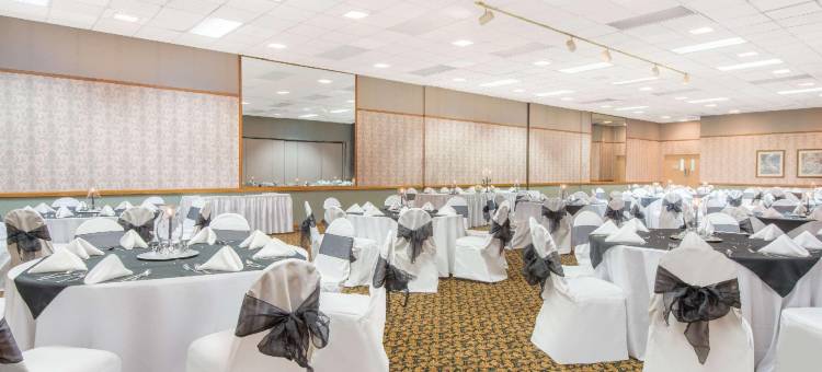 温德姆华美达-坎伯兰市中心(Ramada by Wyndham Cumberland Downtown)图片