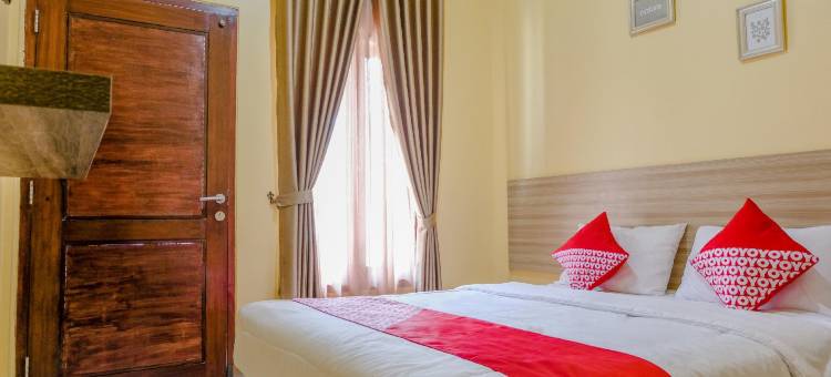 OYO 1566 埃尔雷伊希家庭住宅-沙里亚(OYO 1566 El Reyshi Family Residence Syariah)图片