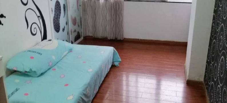 张小鸡和王小Y公寓(翰飞路分店)图片