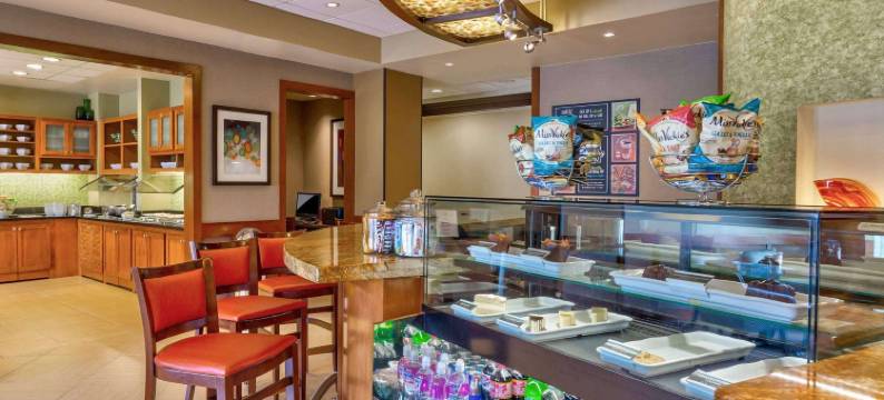 堪萨斯城机场温德姆花园酒店(Wyndham Garden Kansas City Airport)图片