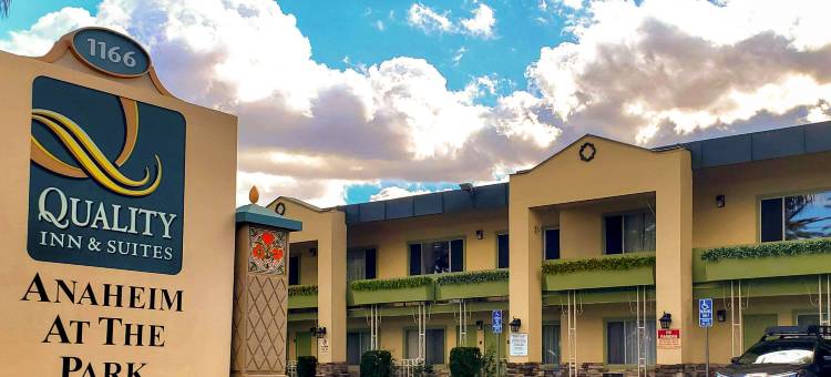 阿纳海姆公园品质套房酒店(Quality Inn & Suites Anaheim at the Park)图片