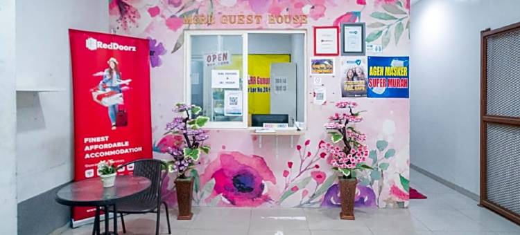 红门酒店@MERR龙骨特古农阿尼亚街(RedDoorz at Merr Rungkut Jl Gunung Anyar)图片