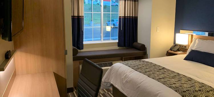 Microtel Inn & Suites by Wyndham Woodland Park图片