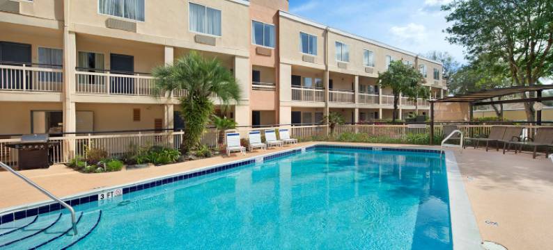 盖恩斯维尔 I-75 呗盟酒店(Baymont by Wyndham Gainesville I-75)图片