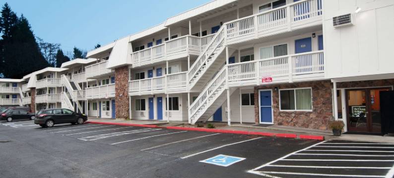 布雷默顿6号汽车旅馆(Motel 6 Bremerton, WA)图片