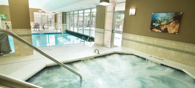 圣路易斯-布伦特伍德德鲁里套房酒店(Drury Inn & Suites St. Louis Brentwood)图片