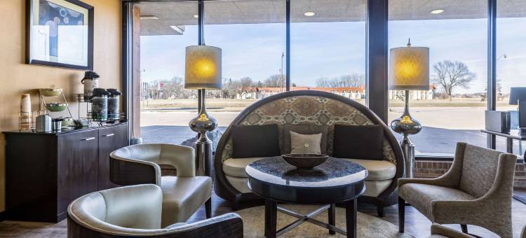 和套房品质酒店(Quality Inn & Suites)图片