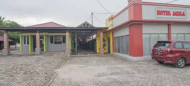 红多兹伊斯兰酒店-近佩纳加姆罗泽琳公园(RedDoorz Syariah Near Taman Rozeline Penajam)图片