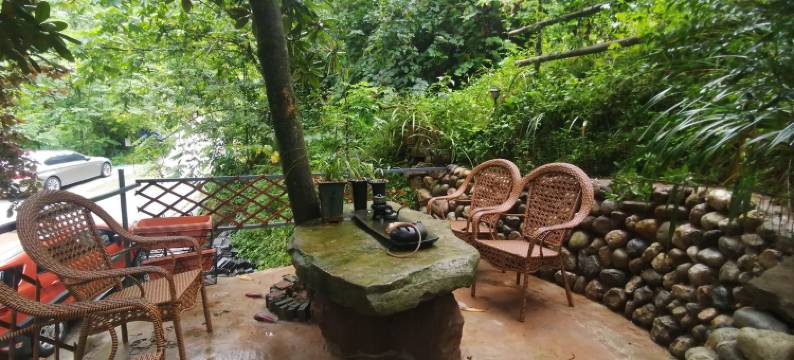 瑶瑶家的民宿(青城山路6号分店)图片