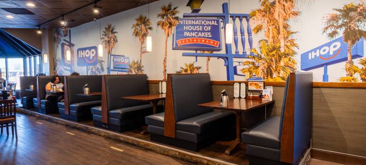 IHG假日酒店密尔沃基布鲁克菲尔德(Holiday Inn Brookfield - ​​MILWAUKEE)图片