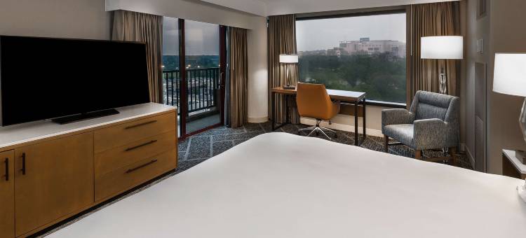 塔尔萨沃伦广场逸林酒店(DoubleTree by Hilton Tulsa - Warren Place)图片