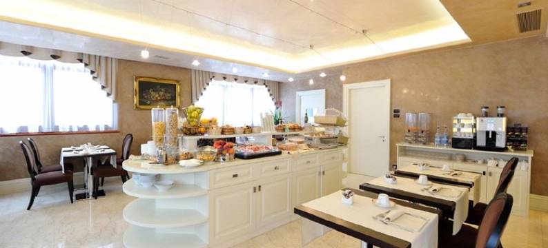 罗克西广场酒店(Hotel Roxy Plaza)图片