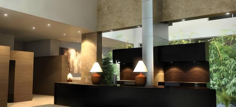 93 奢华套房住宅酒店(93 Luxury Suites and Residences)图片