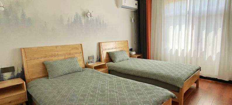 山溪山栖民宿(旅游公路分店)图片