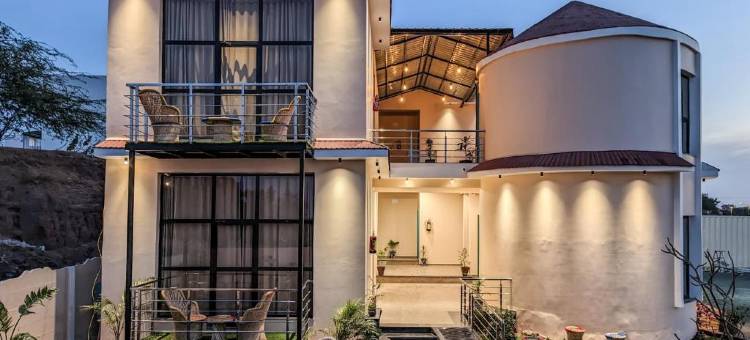 皇家里维埃拉度假村&住宿(The Royal Riviera Resort & Stay)图片