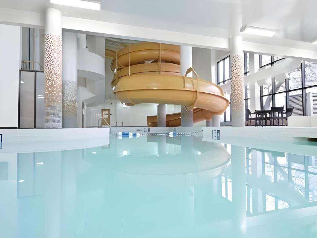 Delta Hotels Saskatoon Downtown Over view