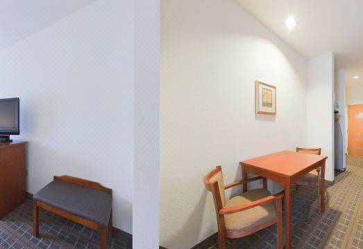 Holiday Inn Express & Suites Hardeeville Hotel Overview