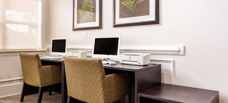 近奥特莱斯的默特尔比奇品质酒店及套房(Quality Inn & Suites Myrtle Beach Near Outlets)图片