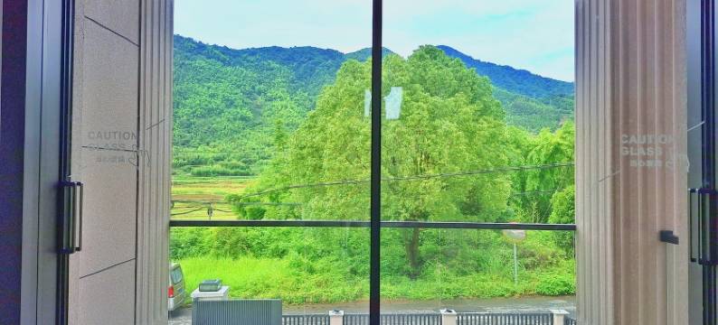 忆里有庐民宿(生仙里雅鲁漂流店)图片