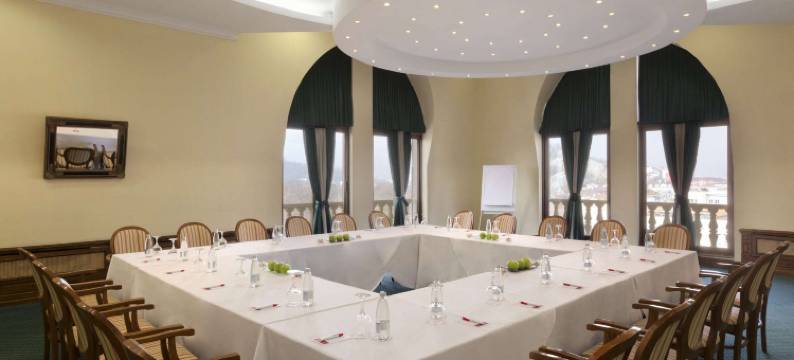 普罗夫迪夫特里蒙蒂厄姆温德姆华美达酒店(Ramada by Wyndham Plovdiv Trimontium)图片