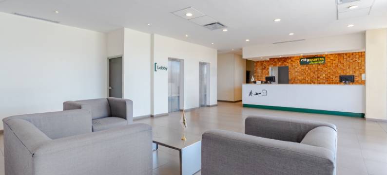 阿瓜斯卡连特斯中心万豪城市快捷青年酒店(City Express Junior by Marriott Aguascalientes Centro)图片