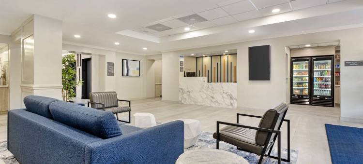 贝斯特韦斯特Plus舒格兰-斯塔福德酒店(Best Western Plus Sugar Land/Stafford)图片