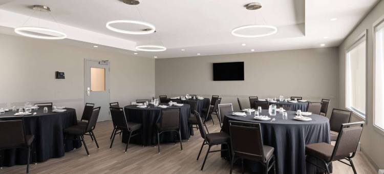 拉许特麦客达温德姆酒店(Microtel by Wyndham Lachute)图片