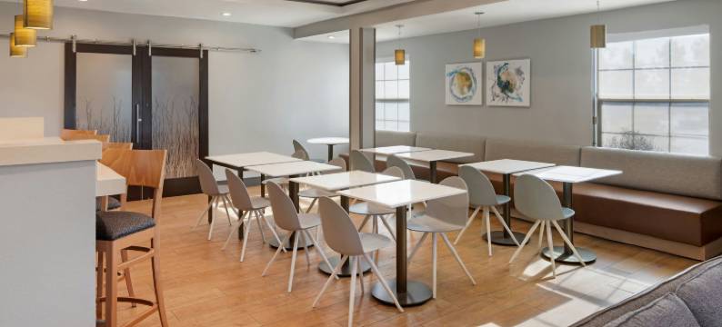 安大略机场万豪TownePlace Suites酒店(TownePlace Suites Ontario Airport)图片